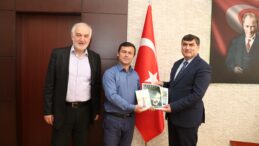 Sultanbeyli Kaymakamı Kemal Şahin’e nezaket ziyareti.