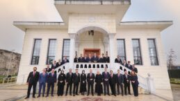 MESLEKTE BİRLİK İLE MALİ MÜŞAVİRLİK, HAYATİ BİR DÖNÜŞÜMÜN EŞİĞİNDE