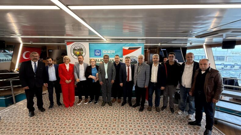 İstanbul’da ki Göksunlular Valide Sultan Gemisinde Kahvaltı da buluştu.