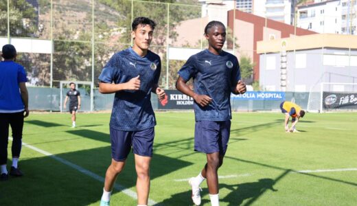 Afşinli Başarılı Futbolcu Mert Ali Yalçın Alanyaspor’a Transfer Oldu.