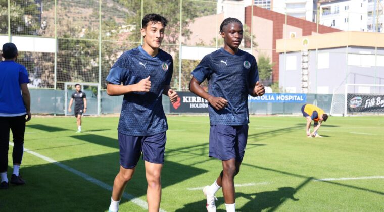 Afşinli Başarılı Futbolcu Mert Ali Yalçın Alanyaspor’a Transfer Oldu.