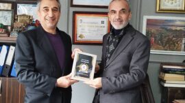 Kerem Akpınar, Yılın En İyi Kültürel STK Başkanı seçildi.