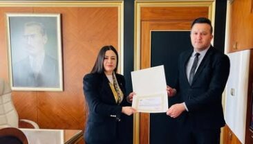 Marmara Kaymakamı Görentaş’tan Başarılı isimlere Teşekkür Belgesi.