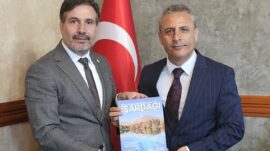 İstanbul Yeni Elbistanlılar Derneğinden Kaymakam Muhittin Pamuk’a ziyaret.